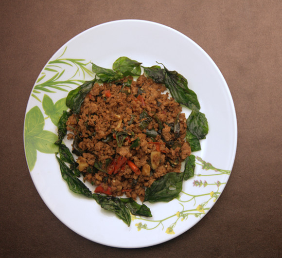 泰式香叶猪肉碎