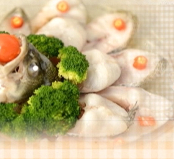 阿德哥私藏菜谱-清蒸鲈鱼